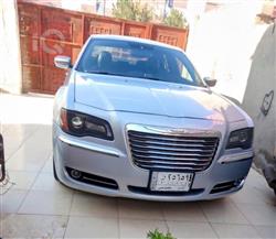 کرایسلەر 300